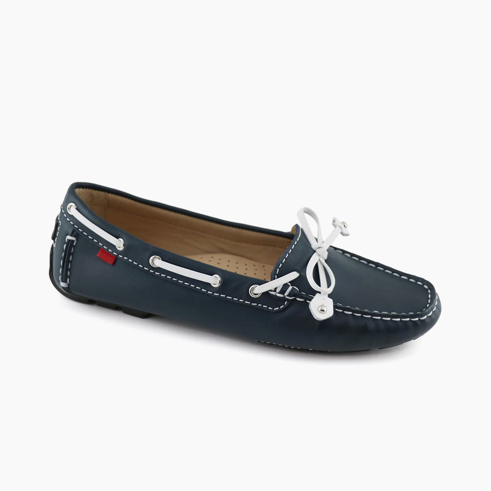 #color_Navy & White