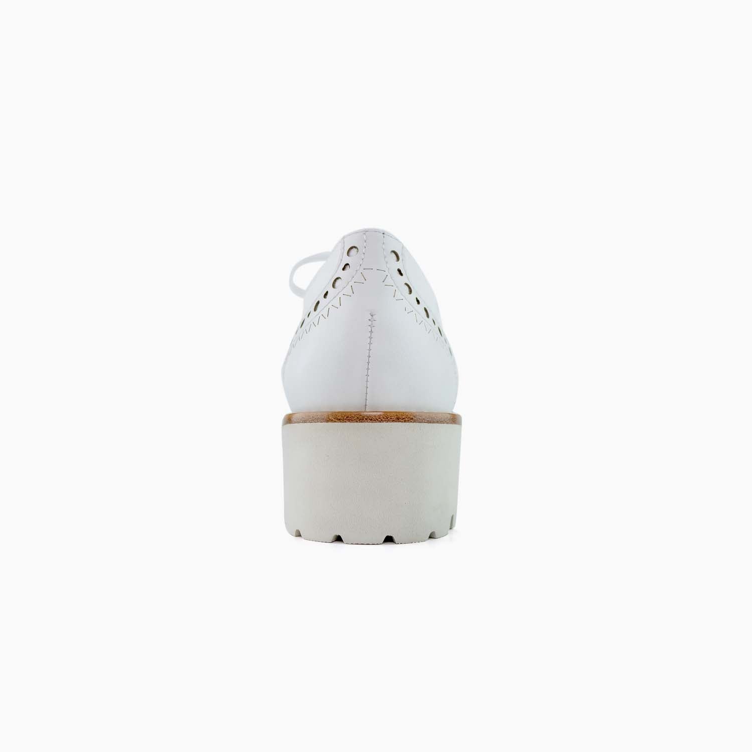 #color_White Svelte Grainy