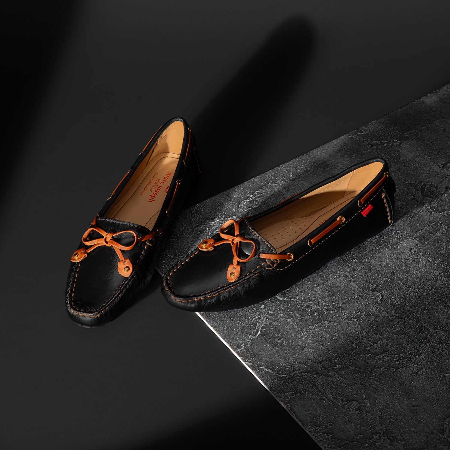 #color_Black & Cognac Napa