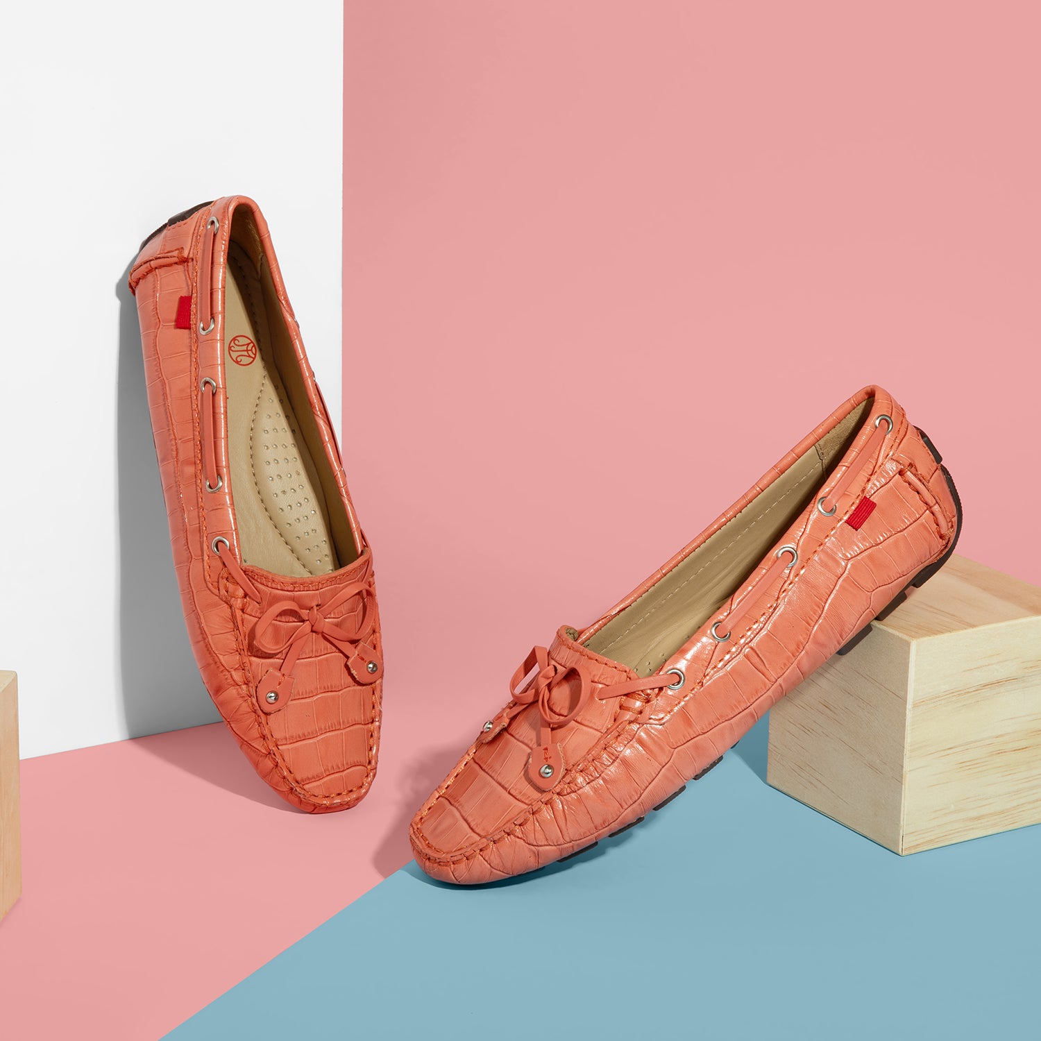 #color_Coral Croco