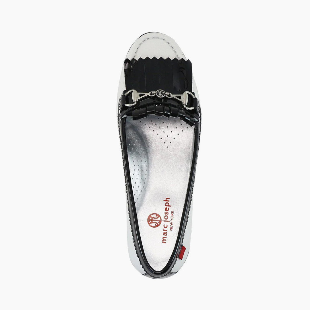 #color_White Grainy & Black Patent