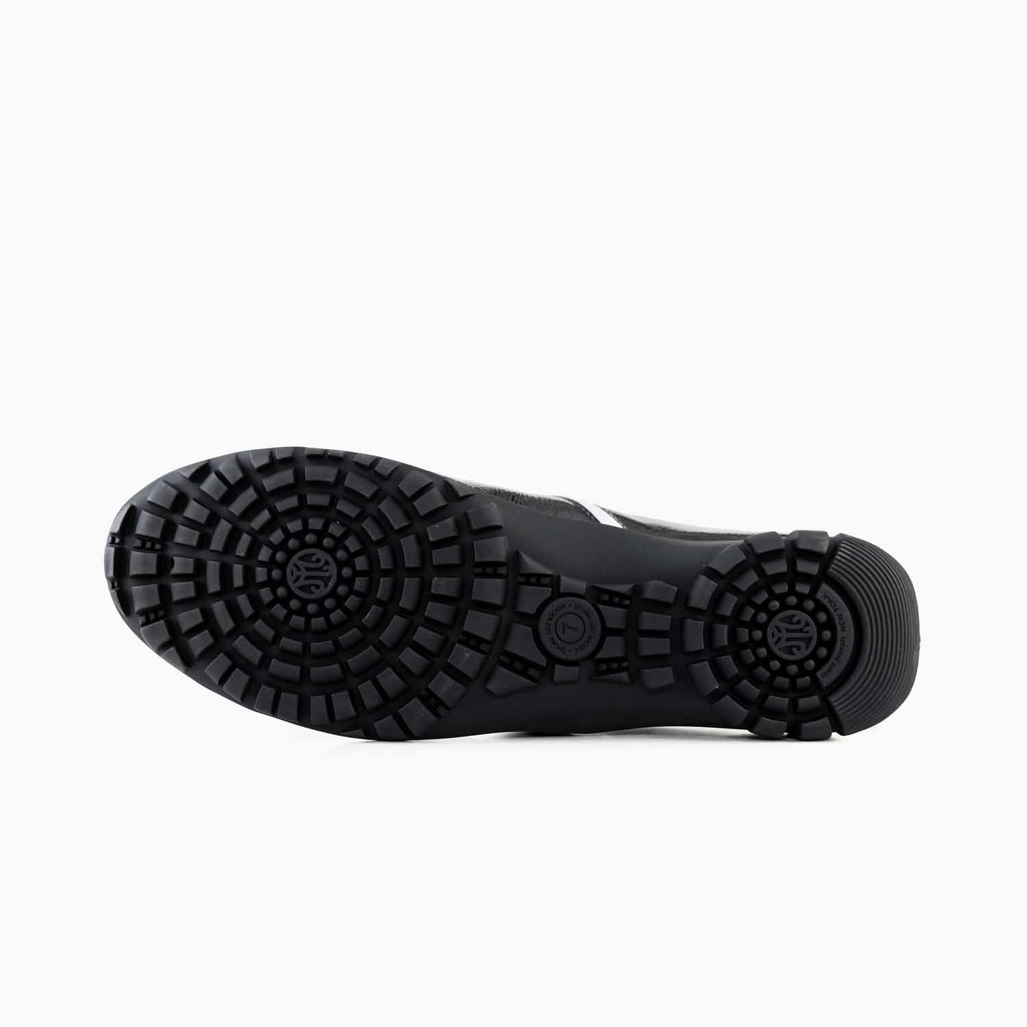 #color_Black & White Patent