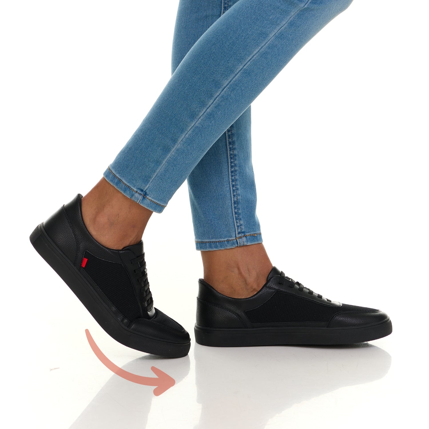 Minimalist Look, Maximum Style