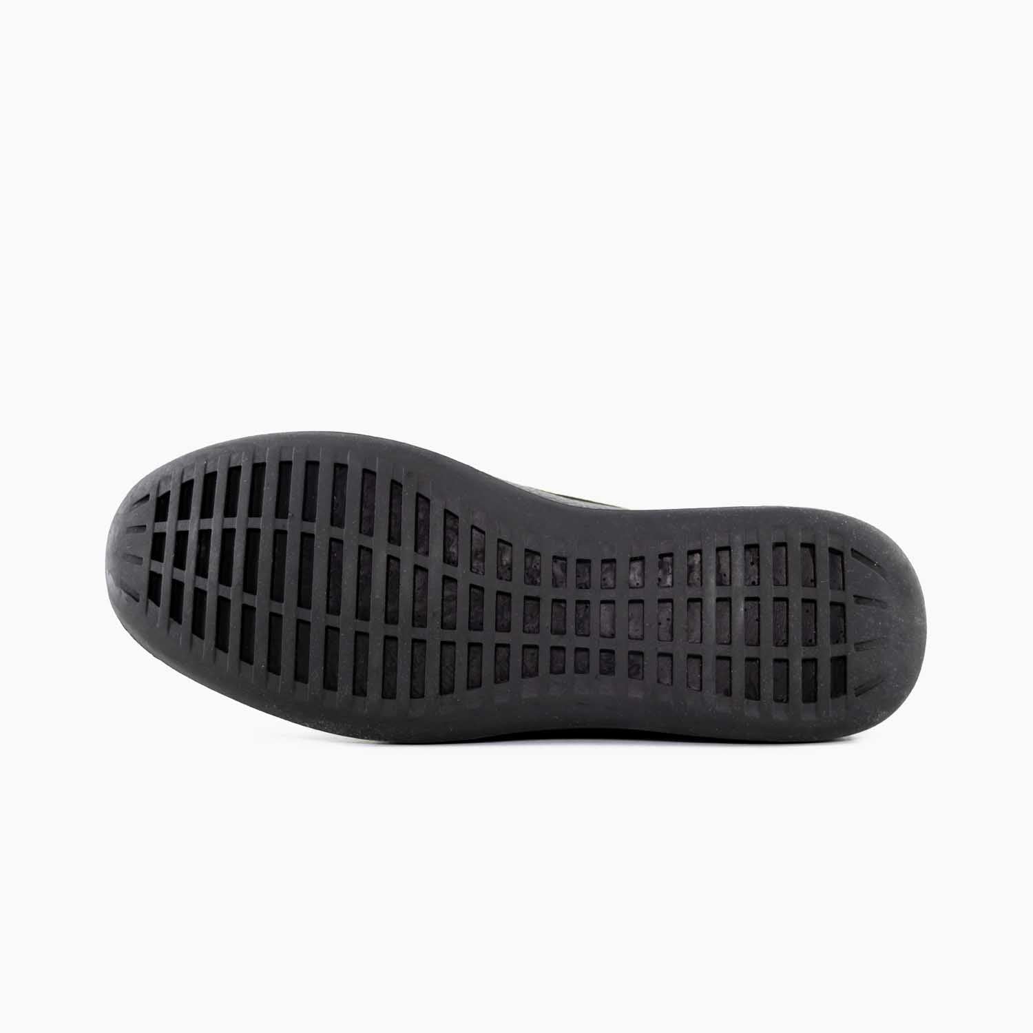 #color_Black Grainy & Black Sole