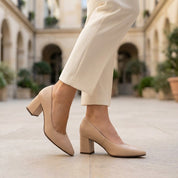 Whitehall Pump, Women