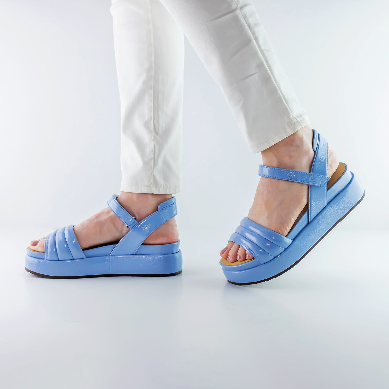 #color_Sky Blue Svelte Patent