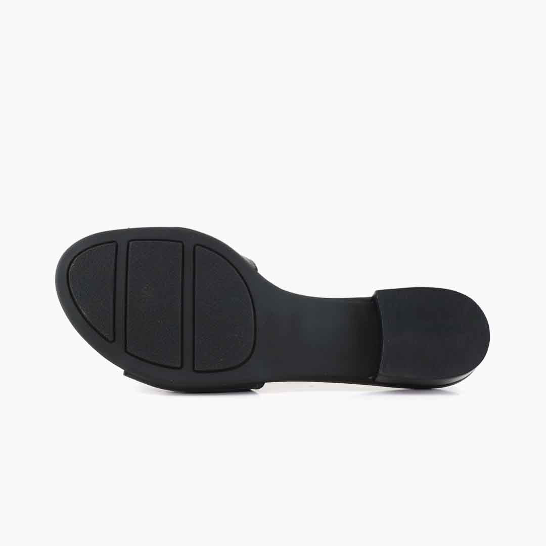 #color_Black Napa