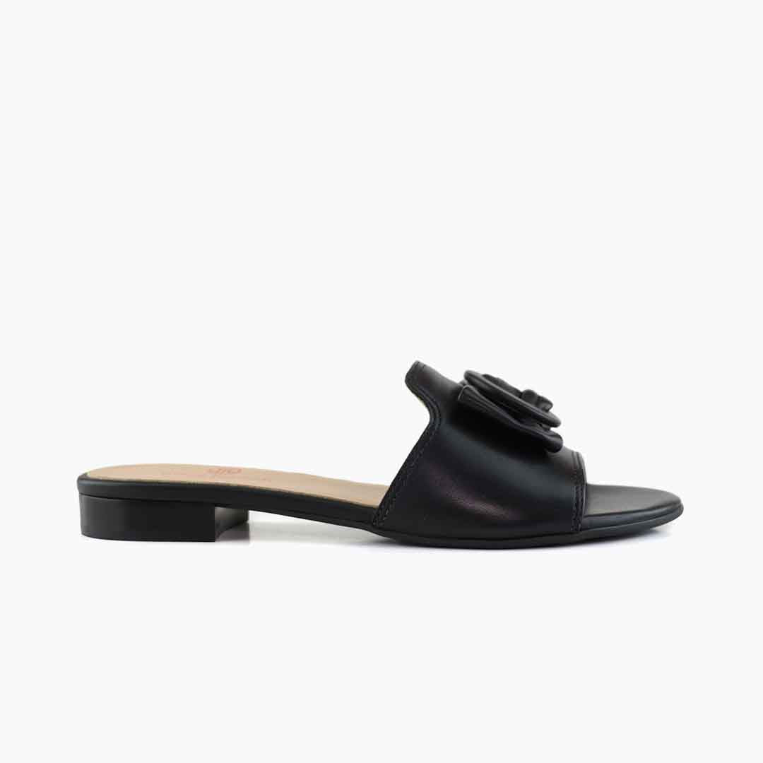 #color_Black Napa