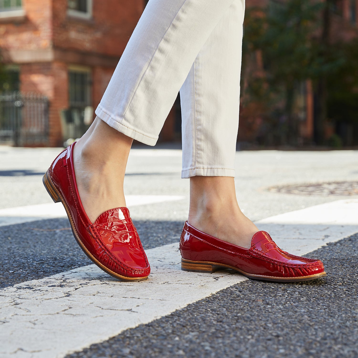 marc-joseph-new-york-penny-loafers-campari-patent-regular-5-east-village-women-33087078006864.jpg
