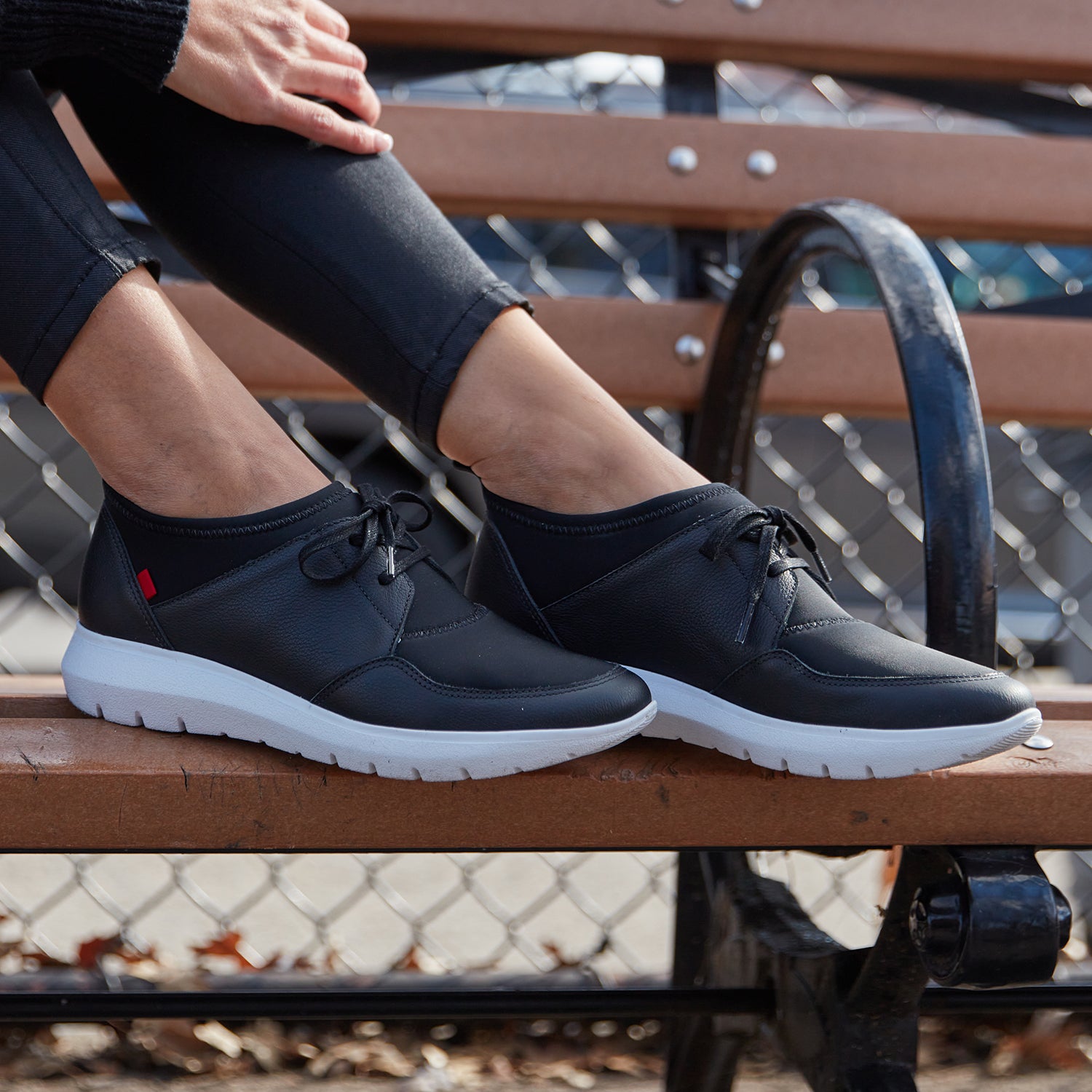 marc-joseph-new-york-sneakers-white-svelte-grainy-5-alaska-st-women-33097292611664.jpg
